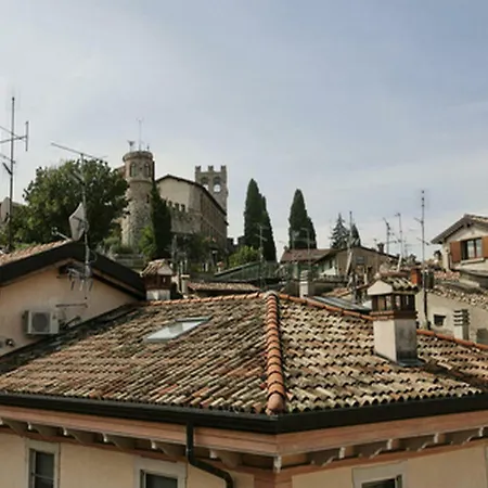 Le Rose Desenzano del Garda